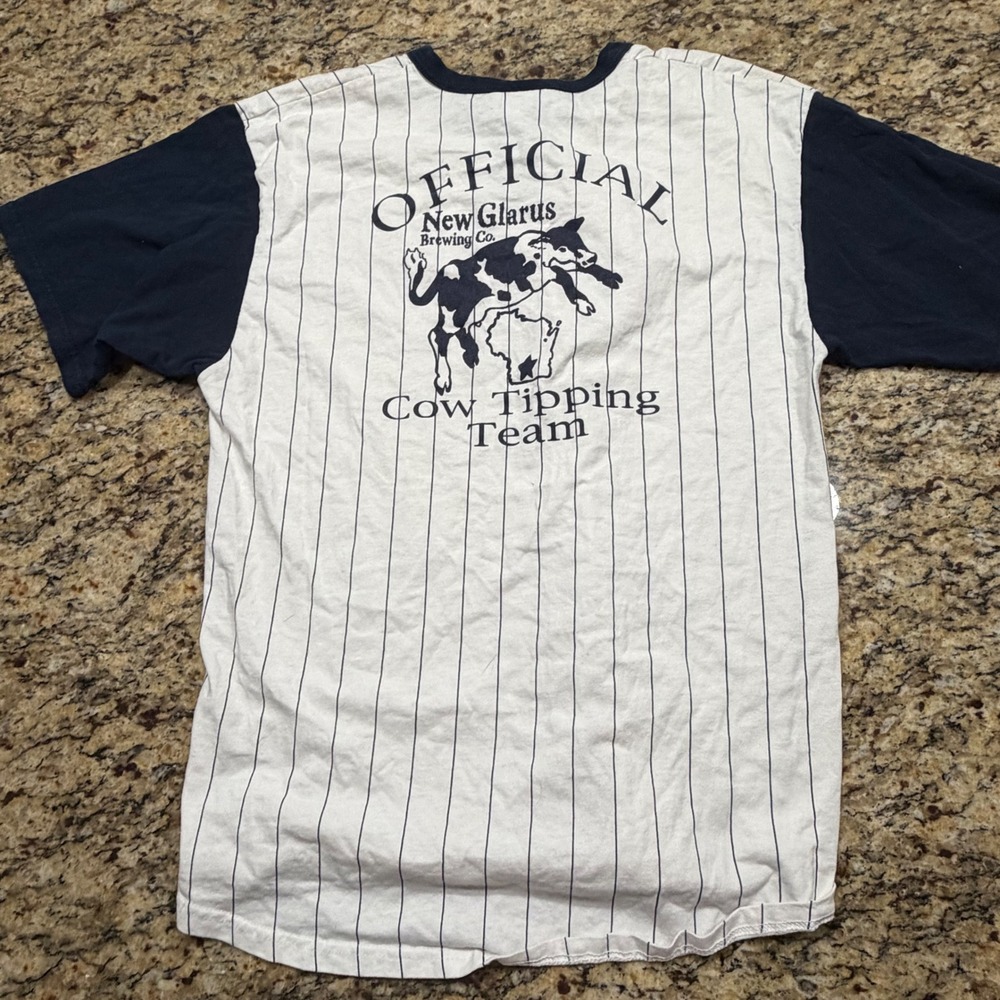 Badger Sport New Glarus Brewing Co Cow Tipping Team Henley Shirt Men L Pinstripe